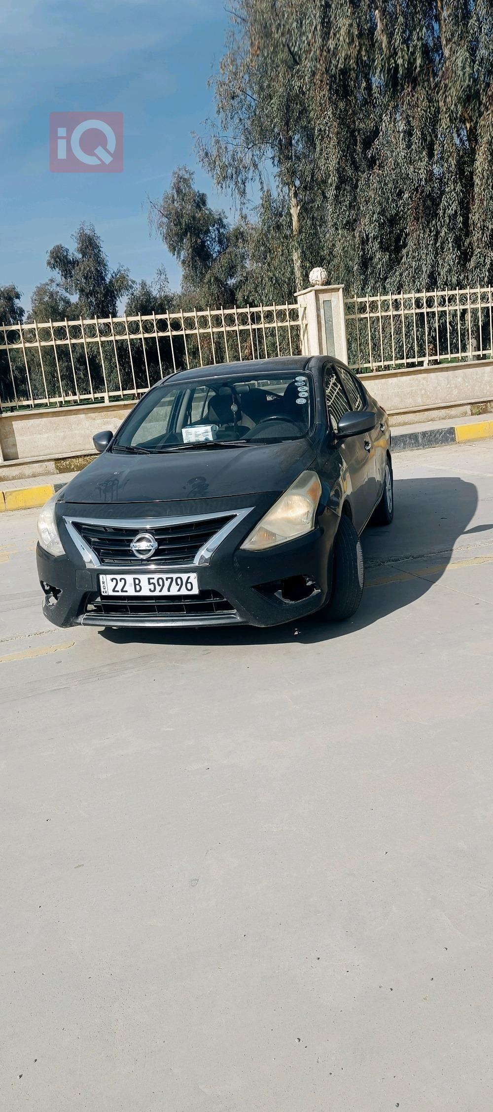 نيسان فيرسا